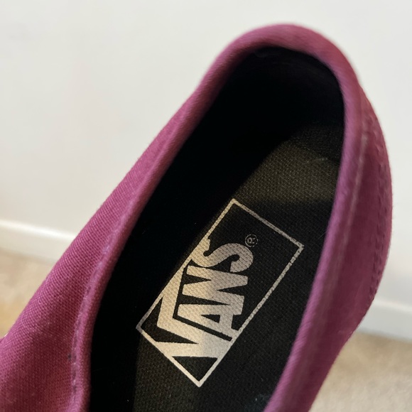 Red VANS shoes for Women - Picture 3 of 6